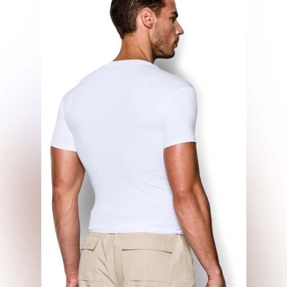 NWT Under Armour Men's V-neck Compression Short-sleeve T-shirt, White, Size L - Picture 2 of 13